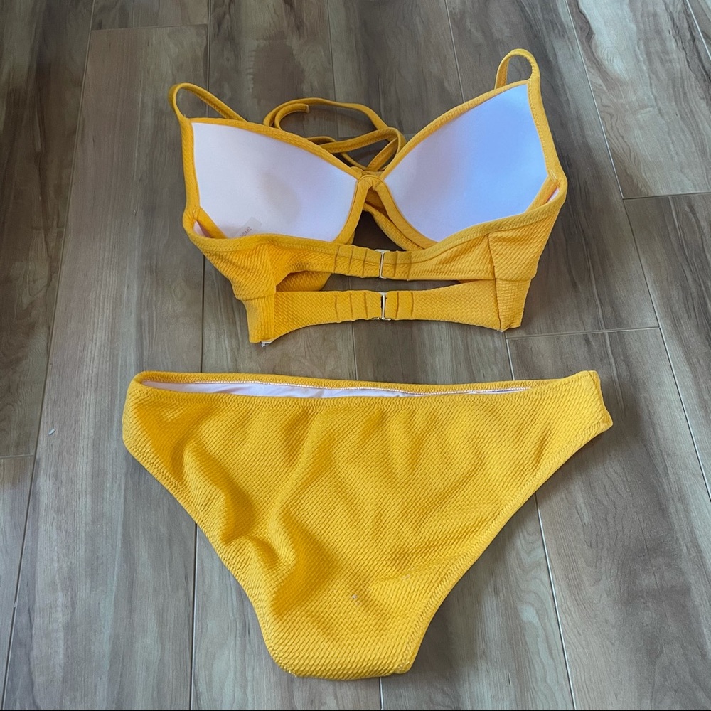 Yellow Bikini - Picture 5 of 5